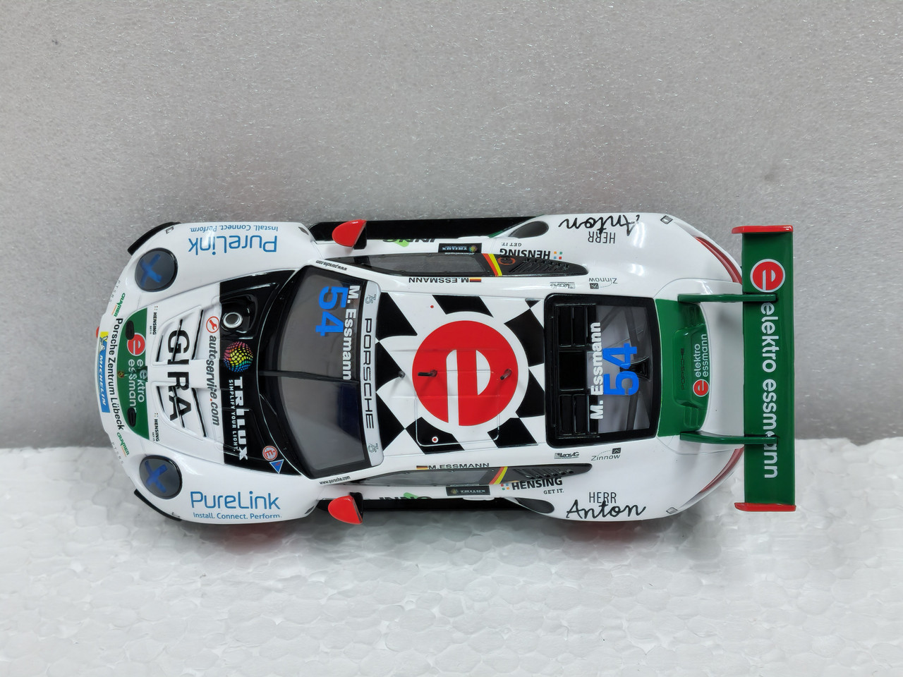 32042 Carrera Digital 132 Porsche 911 CarTech Motorsport Bonk M