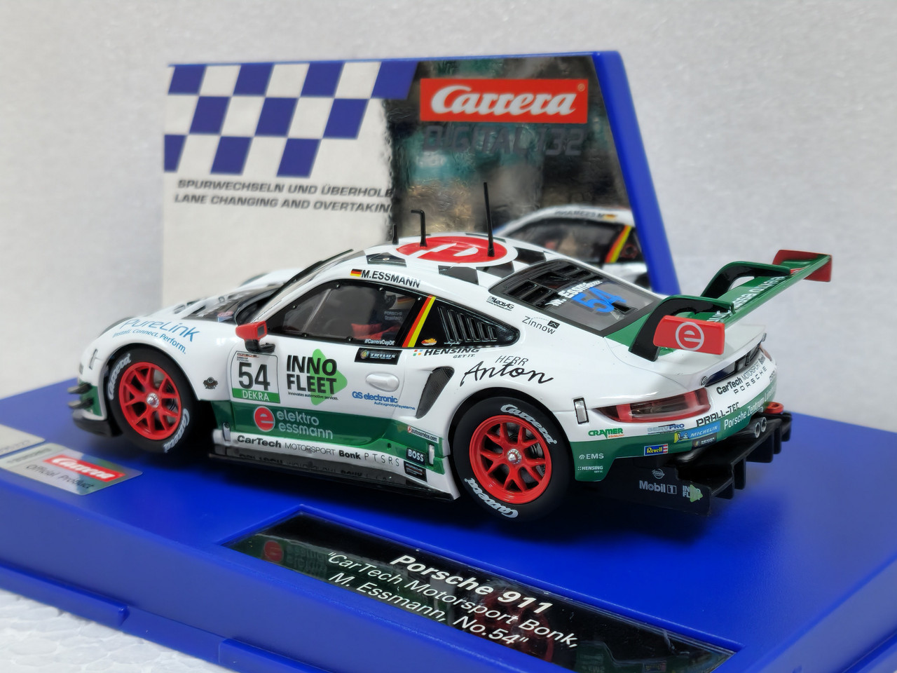 32042 Carrera Digital 132 Porsche 911 CarTech Motorsport Bonk M