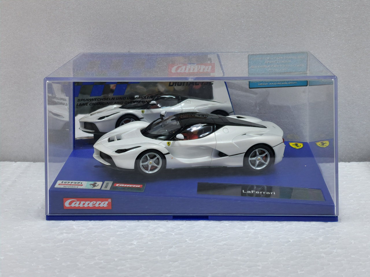 30712 Carrera Digital 132 La Ferrari White/Metallic 1:32 Slot Car
