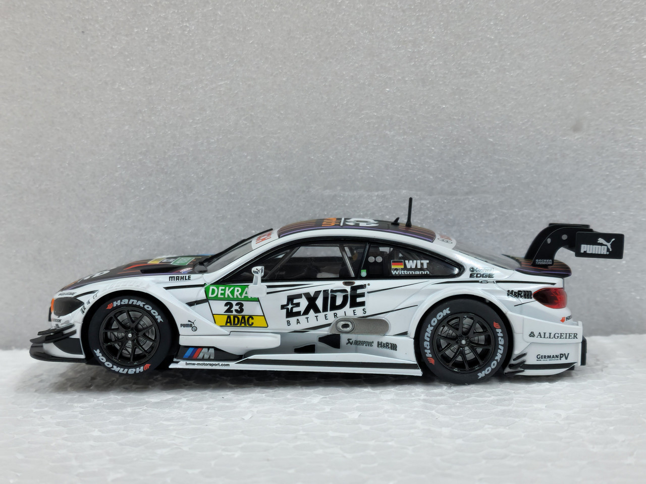 27499 Carrera Evolution BMW M4 GT3 DTM 2014 M. Wittmann, #23 1:32