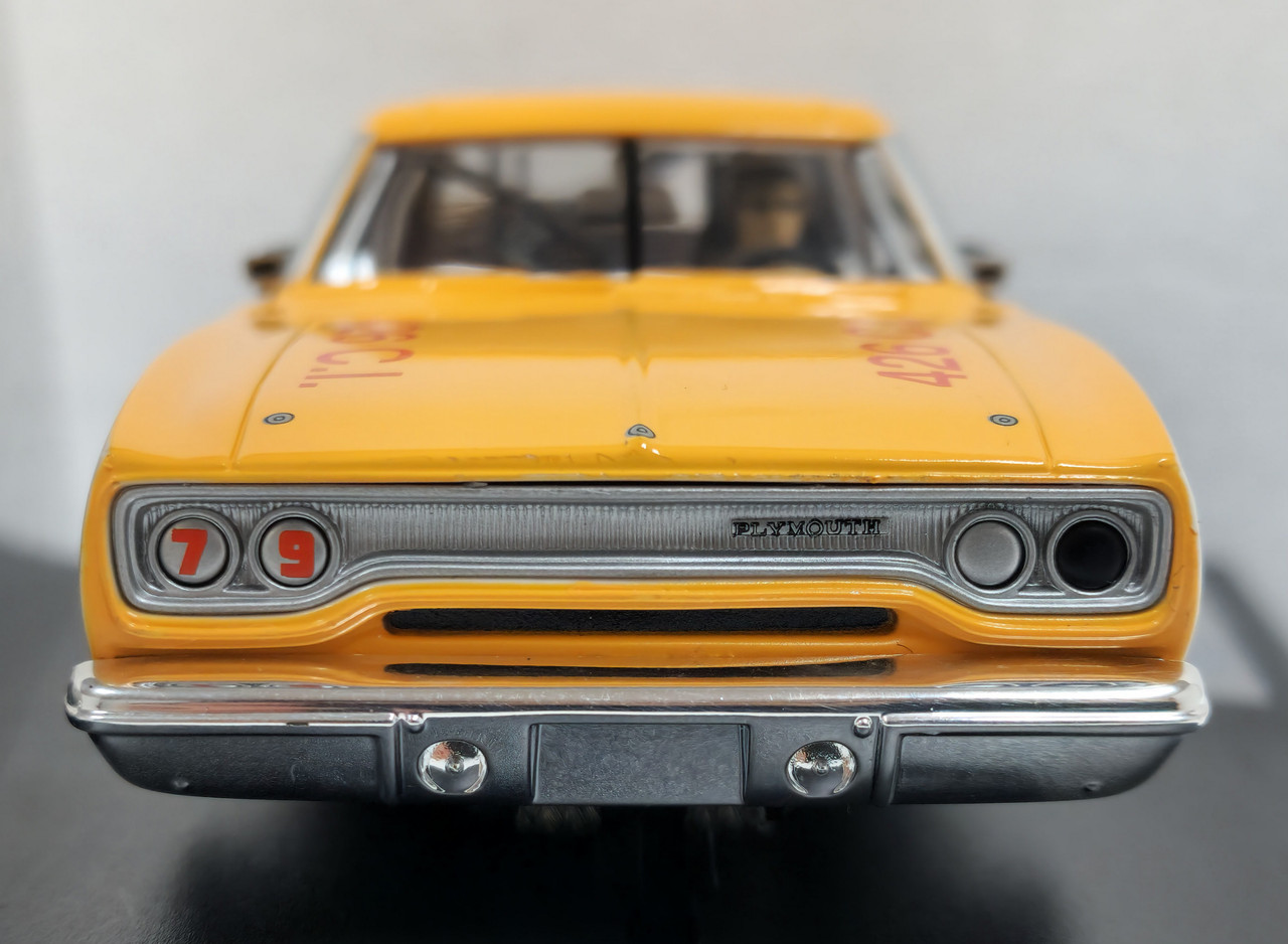 25742 Carrera Evolution Plymouth Roadrunner 1970, #79 1:32 Slot