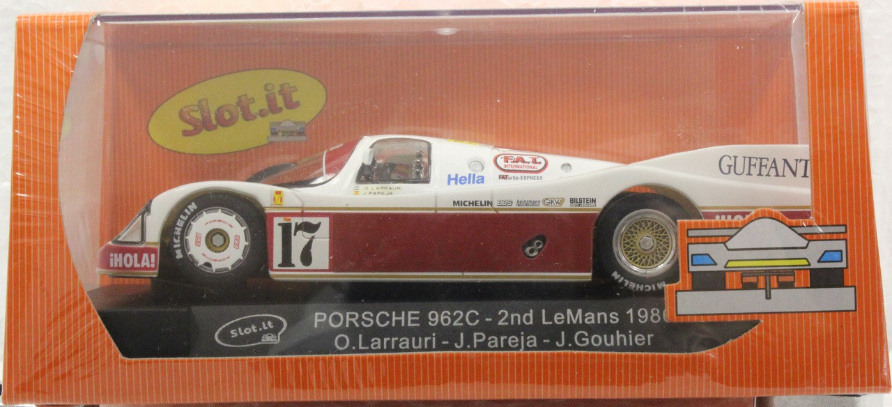 Slot.it Porsche 962C Gulf スロットカー 1/32 SICA03F Slot.it Porsche 962C 2nd Le Mans 1986 #17, 1:32 Slot Car