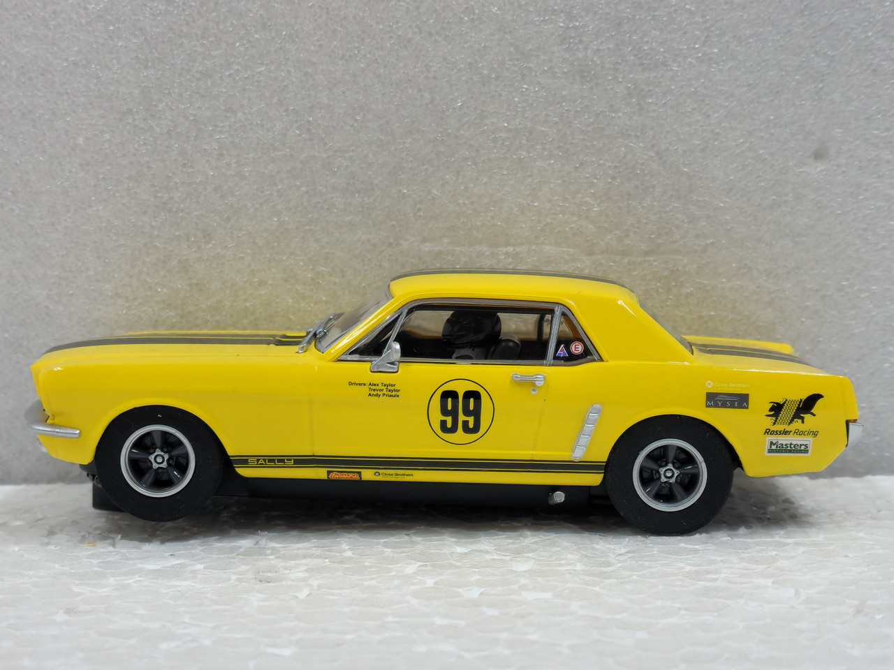 C4537 Scalextric Ford Mustang Rassler Racing, #99 1:32 Slot Car