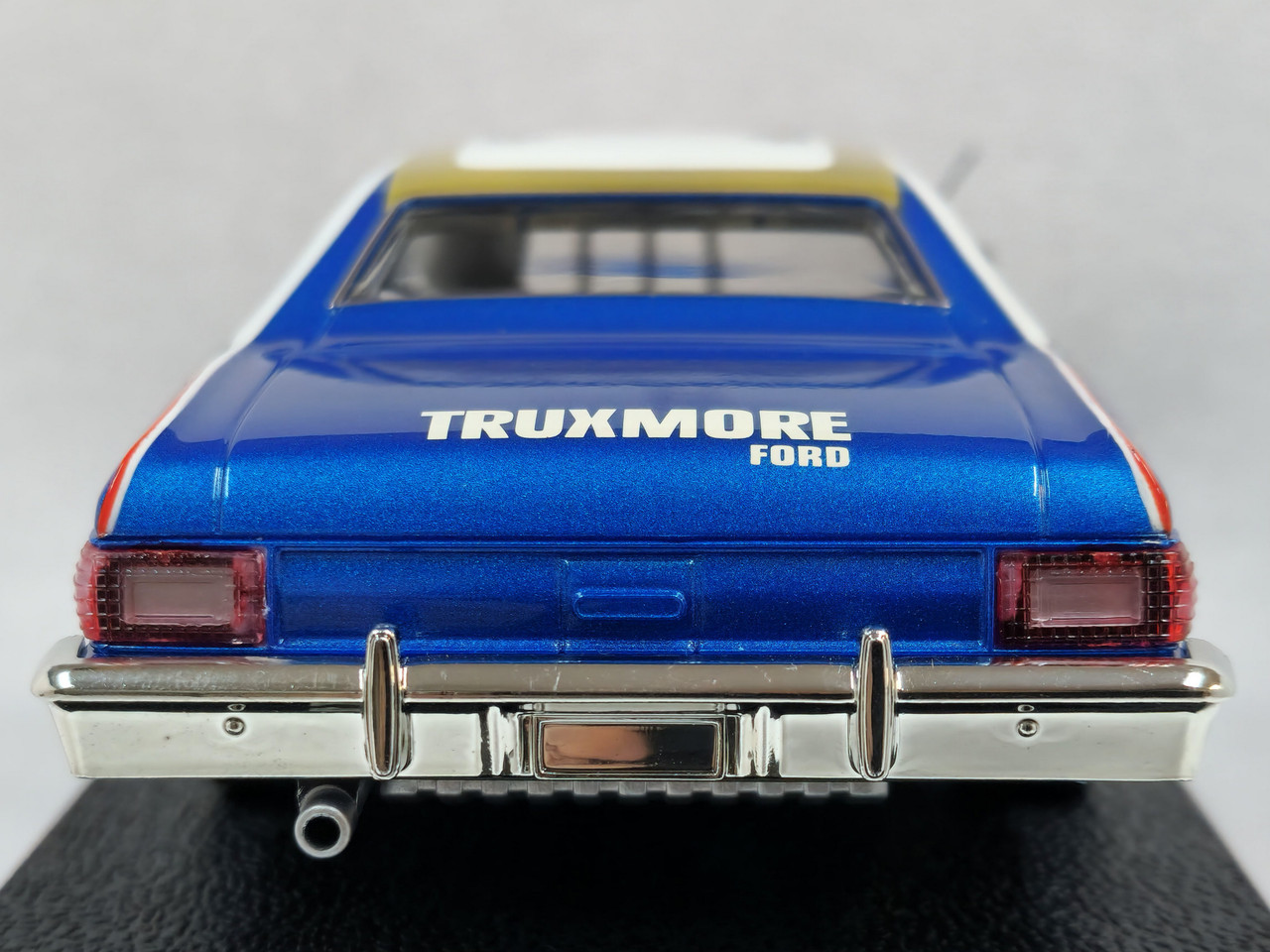 C2655 Scalextric Ford Gran Torino 1976 Truxmore, #90 1:32 Slot Car