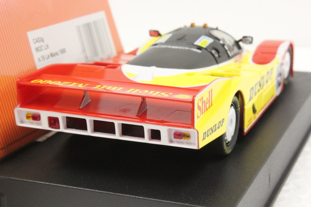 SICA03G Slot.it Porsche 962C LH Le Mans 1988 #19, 1:32 Slot Car