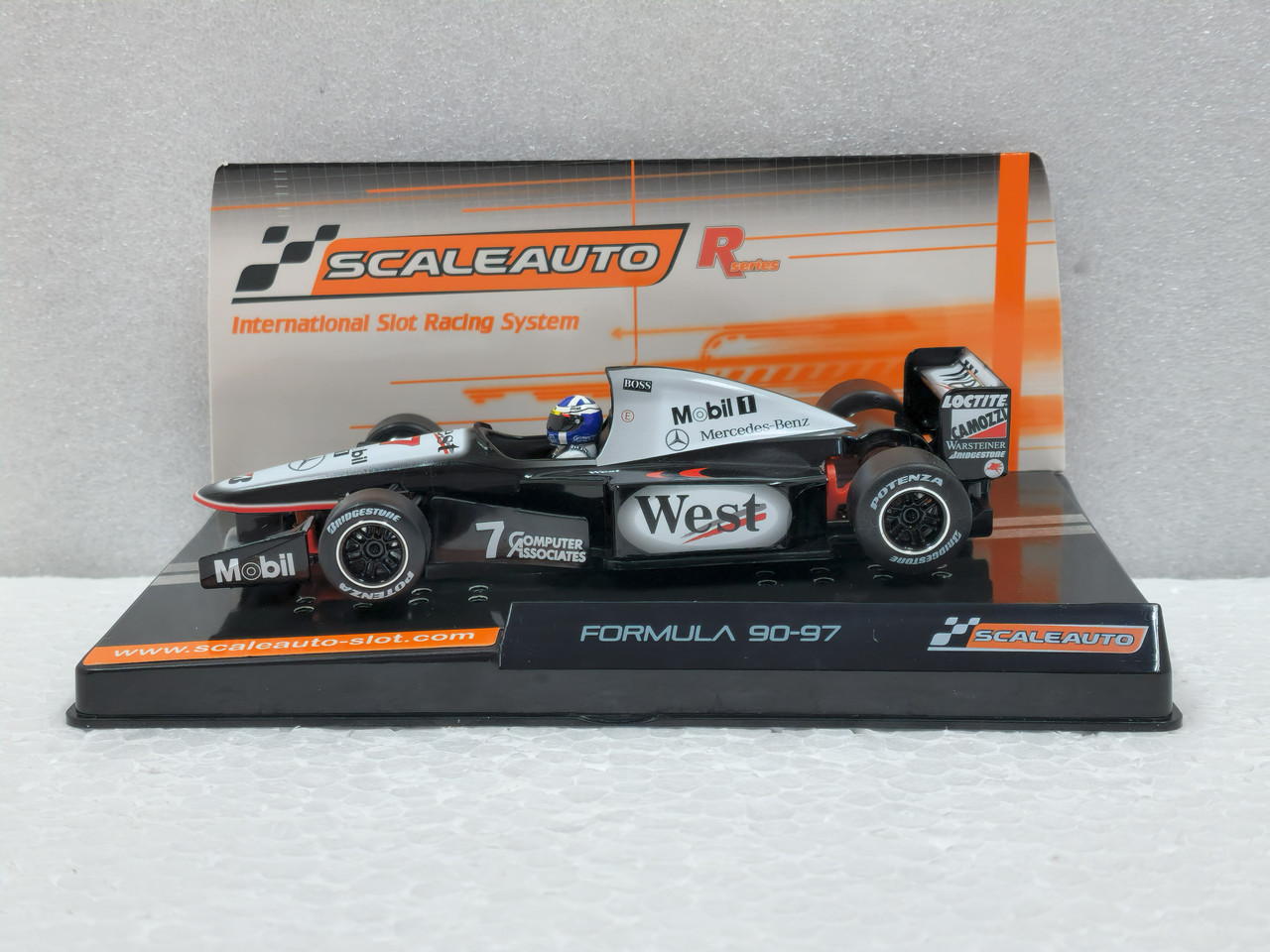 1/32スロットカー scalextric マクラーレンMP4/7 SCALEXTRIC スロットカーマクラーレン＆ウイリアムズ限定モデル