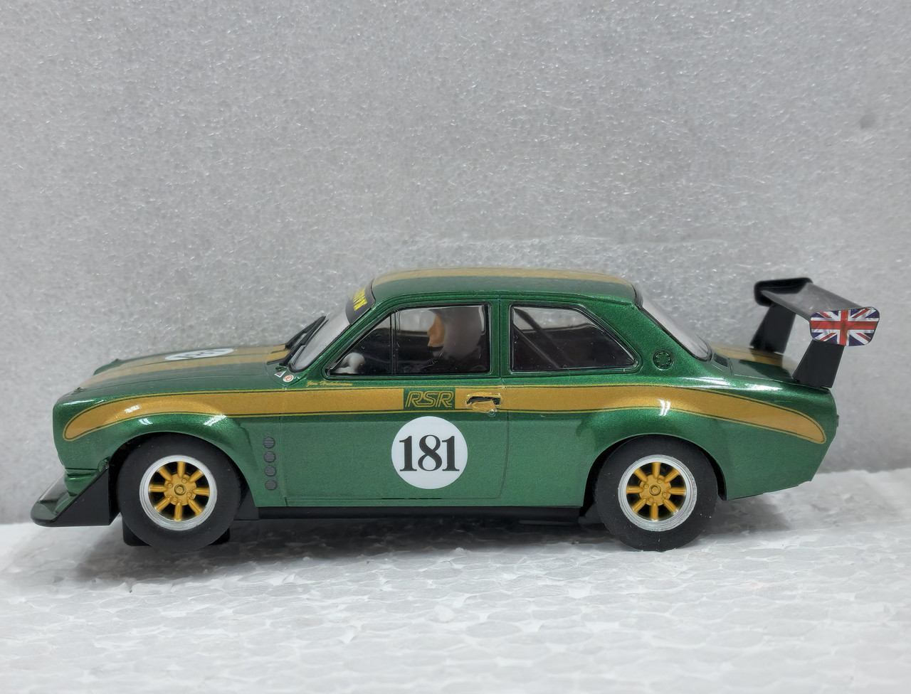 C4511 Scalextric Ford Escort RSR Jim Hutchinson, #181 1:32 Slot