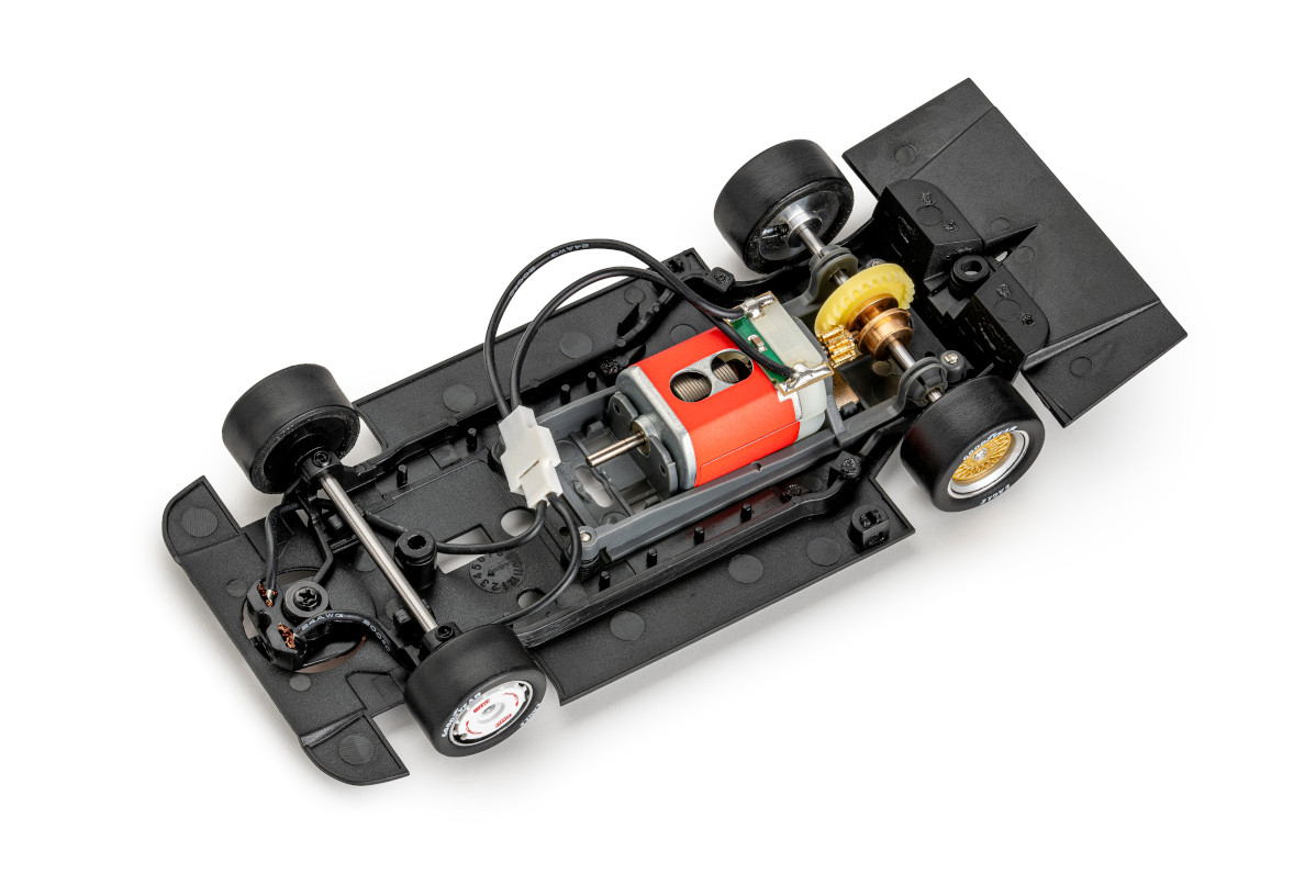 SICA34E Slot.it Porsche 962C 85 2nd 24h Le Mans 1987, #72 1:32