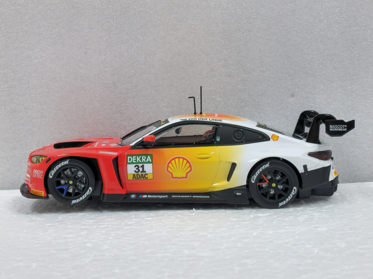 23993 Carrera Digital 124 BMW M4 GT3 Schubert Motorsports, #31 1