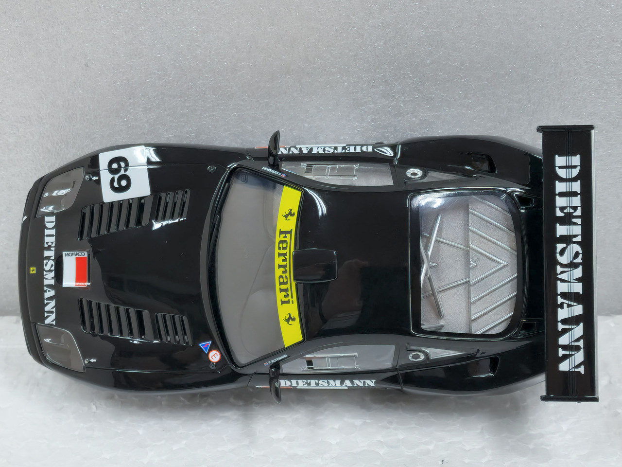 23999 Carrera Digital 124 Ferrari 575 GTC, #69 1:24 Slot Car