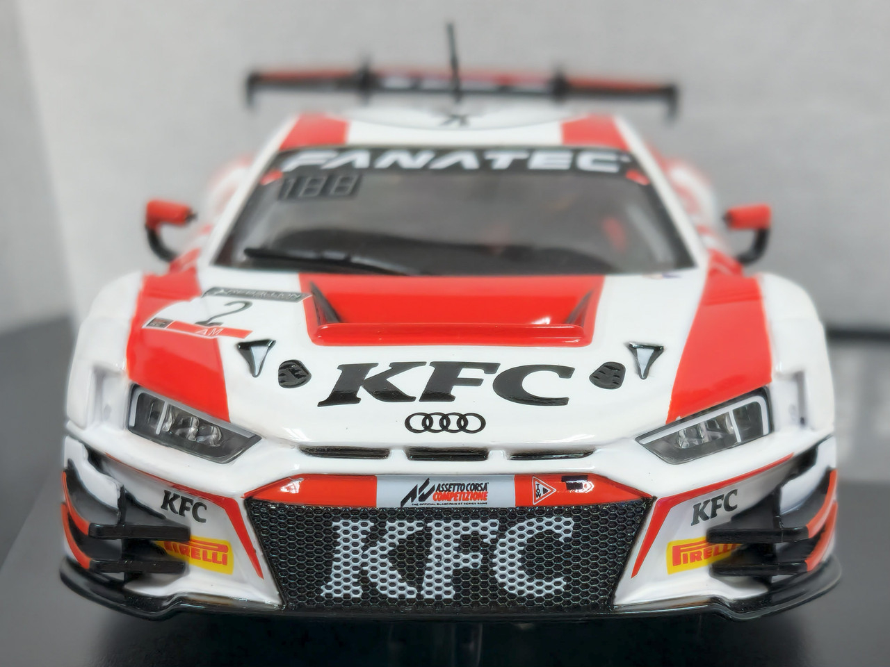 27827PRO Carrera Evolution Pro Edition Audi R8 LMS GT3 evo II KFC