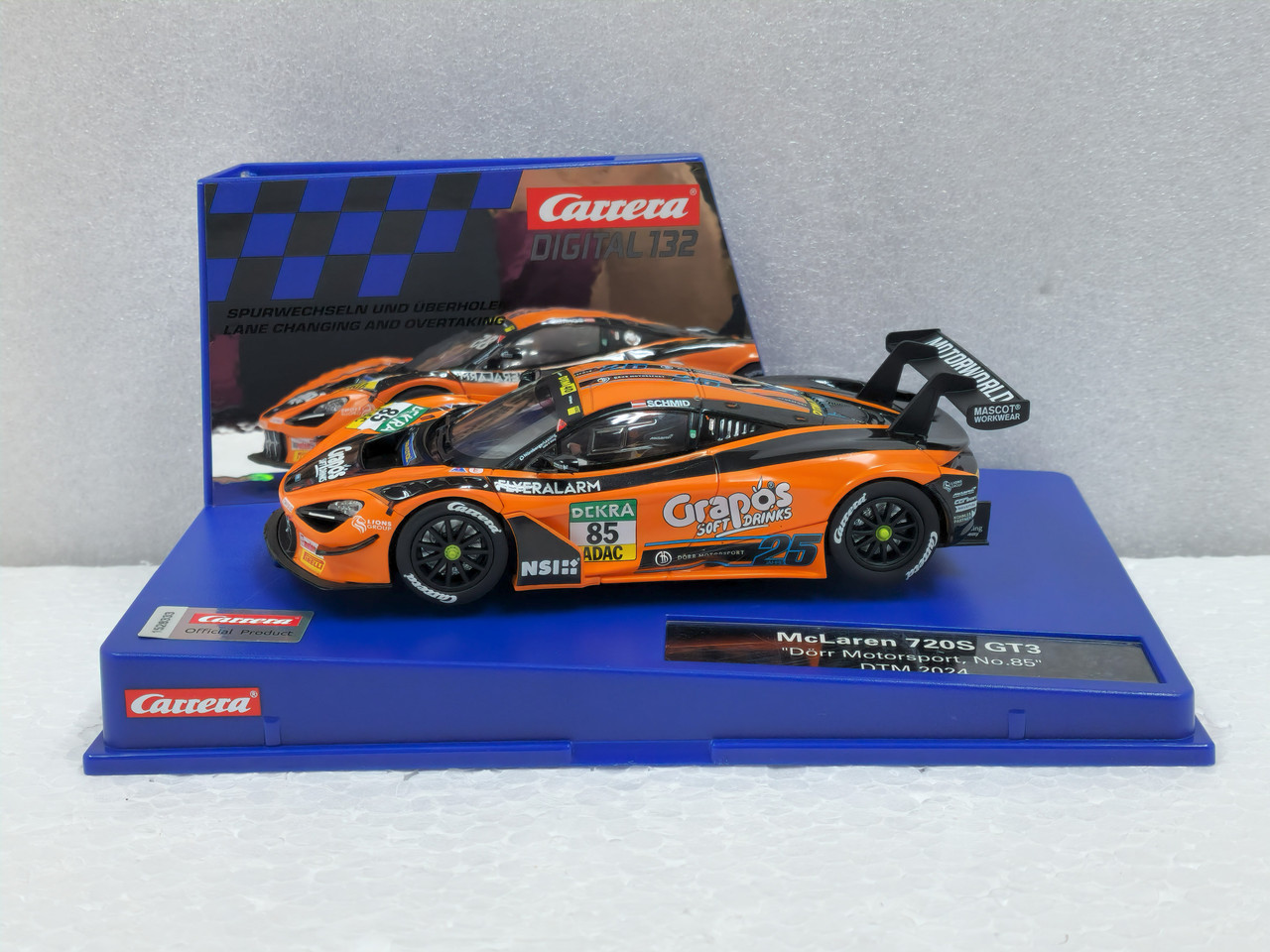 32075 Carrera Digital 132 McLaren 720S GT3 Dörr Motorsport DTM