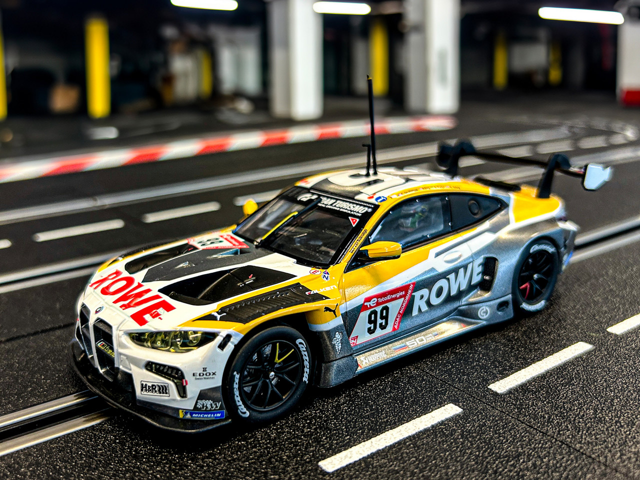 32036 Carrera Digital 132 BMW M4 GT3 ROWE Racing, #99 1:32 Slot