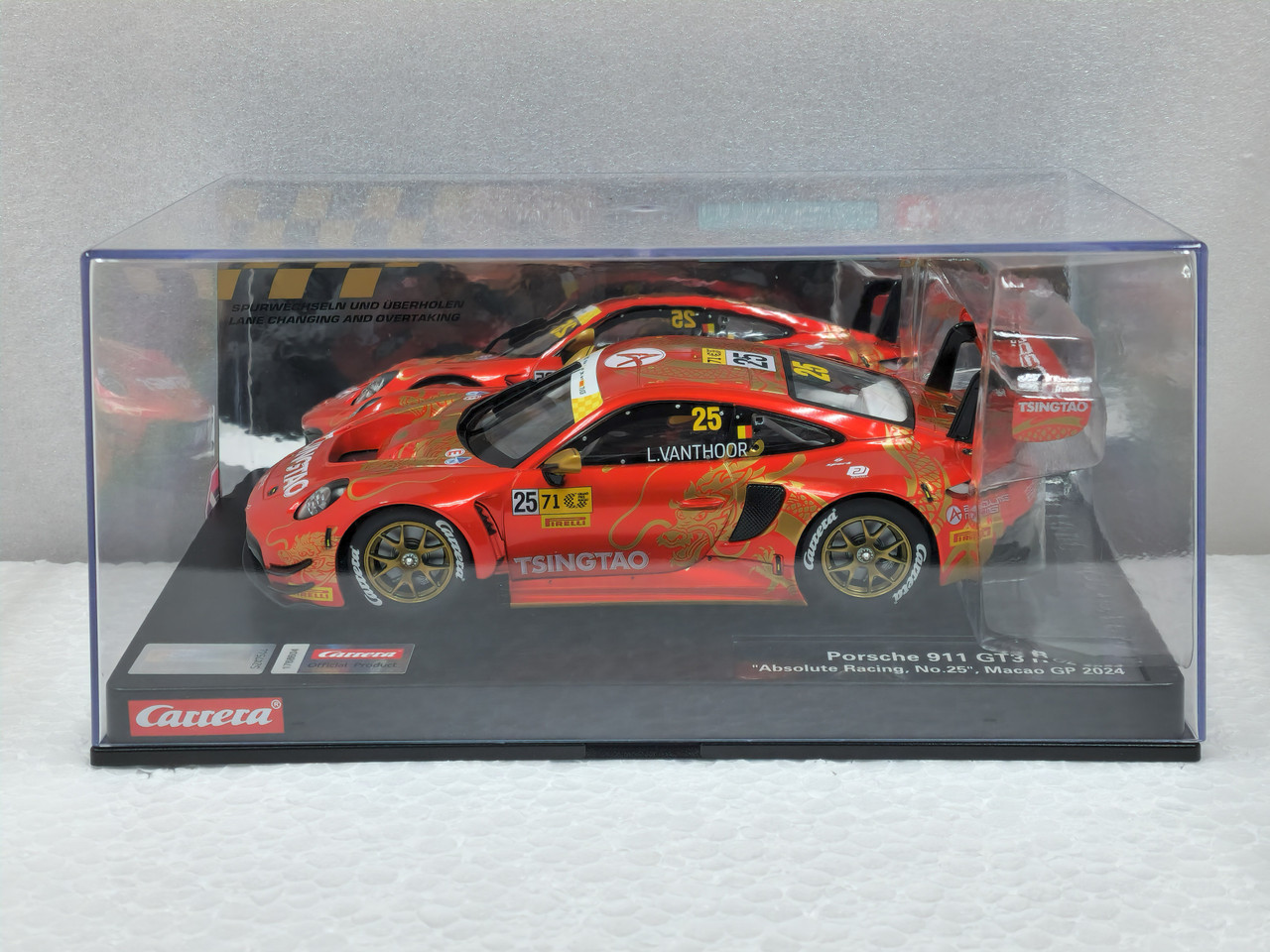 23998 Carrera Digital 124 Porsche 911 GT3 R Absolute Racing Macao