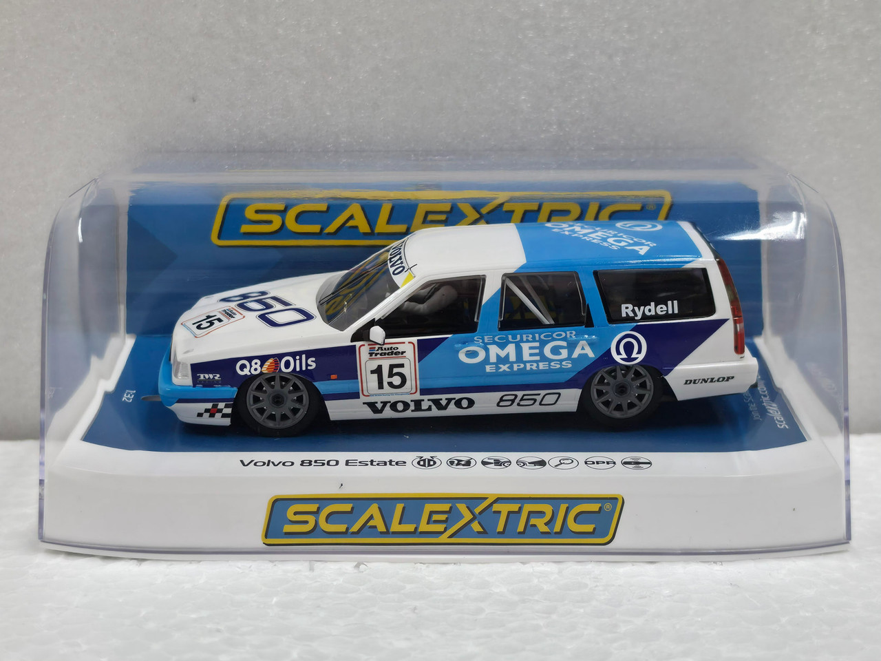 C4597 Scalextric Volvo 850 Estate BTCC 1994 Rickard Rydell, #15 1