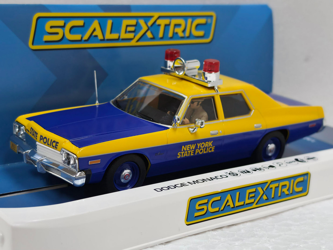 C4636 Scalextric Dodge Monaco New York State Police 1:32 Slot Car