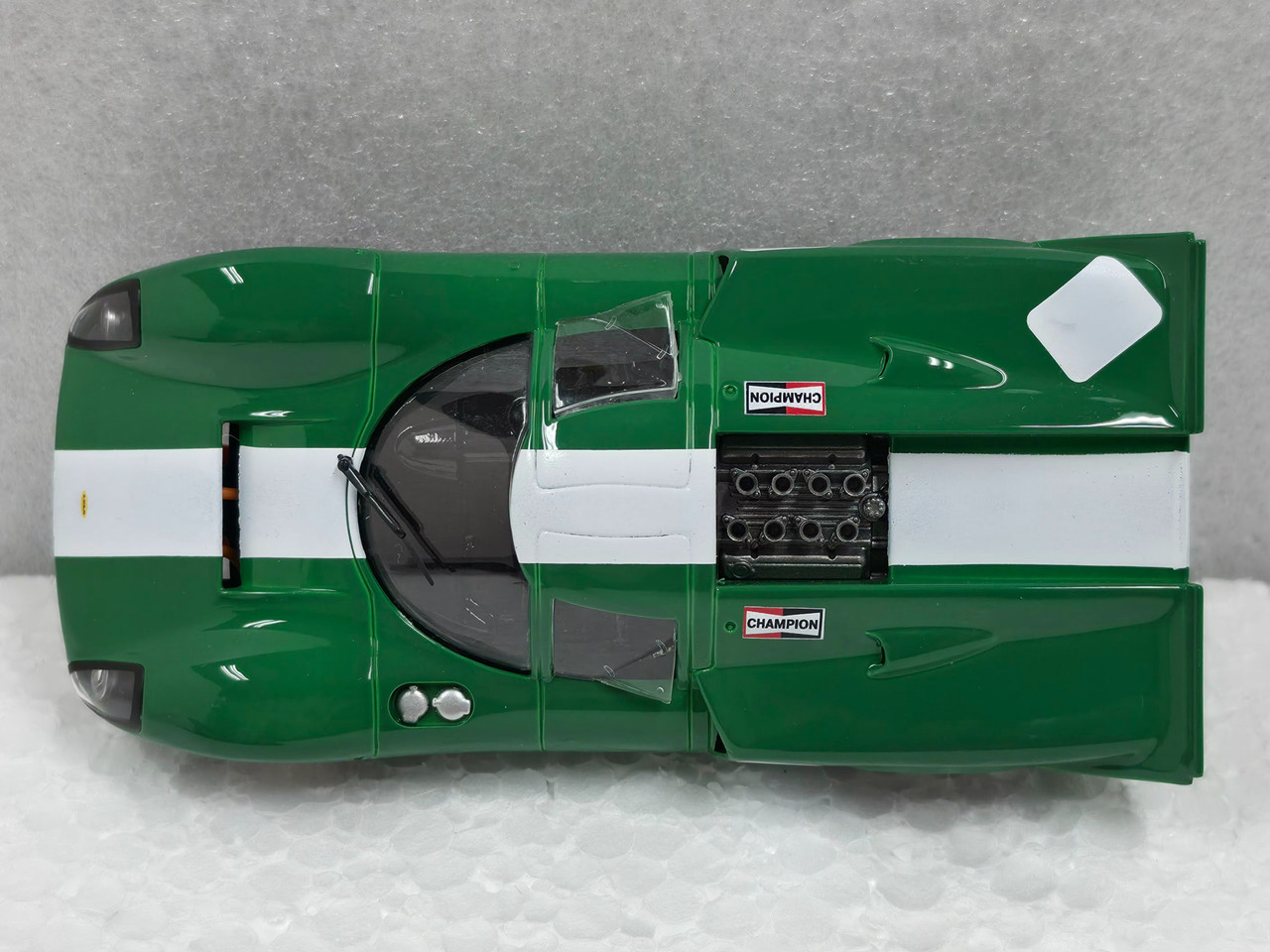 R2007R3 Fly Lola T70 MkIII EVO3 Green with Scaleauto Parts 1:32