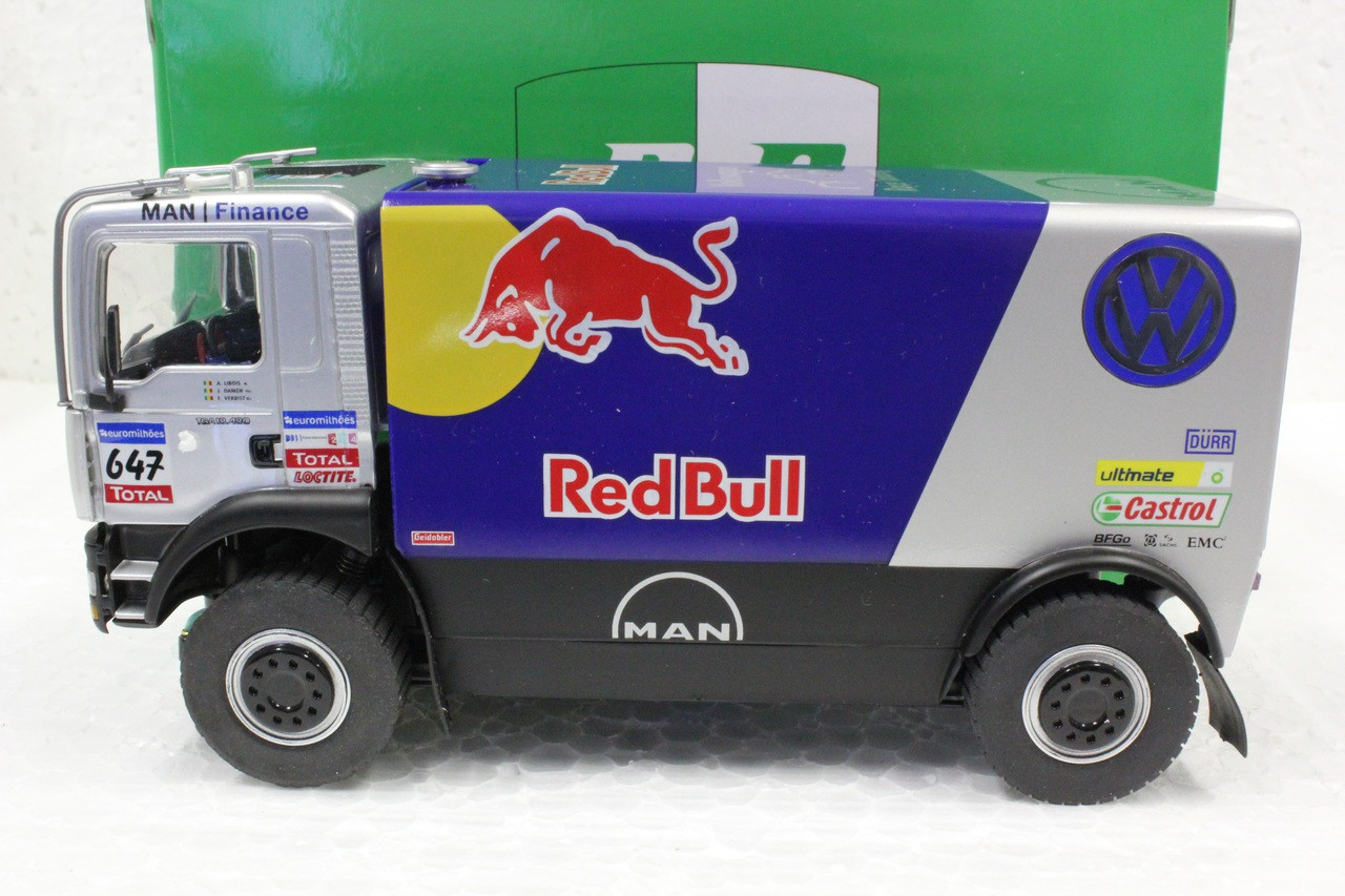 50407 Avant Slot Man Dakar Truck Red Bull Racing Team #647 1:32 