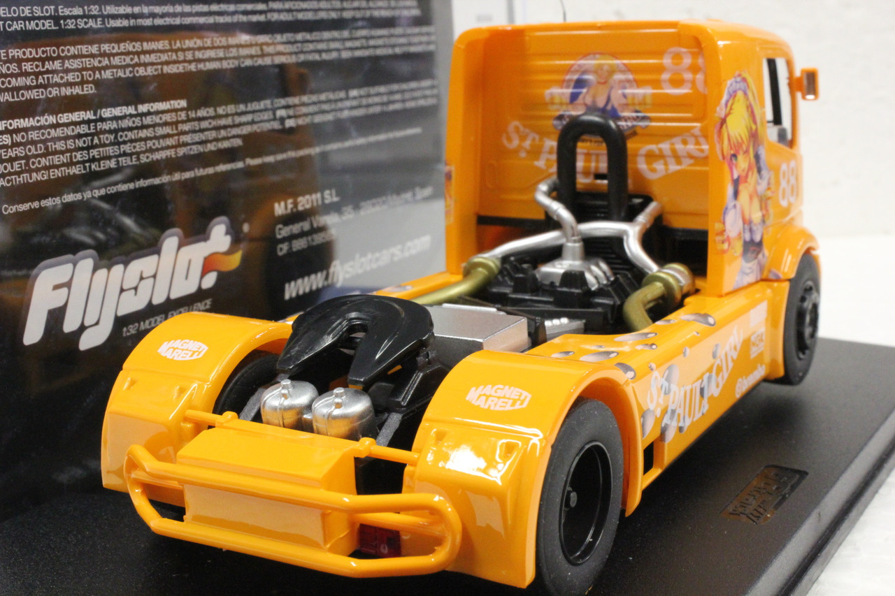 202311A Fly Mercedes Benz Truck St Pauli Girl Special