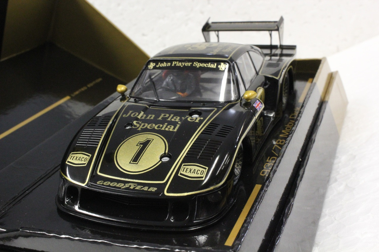 SWLE04 Racer Sideways Porsche 935/78 Moby Dick John Player Special