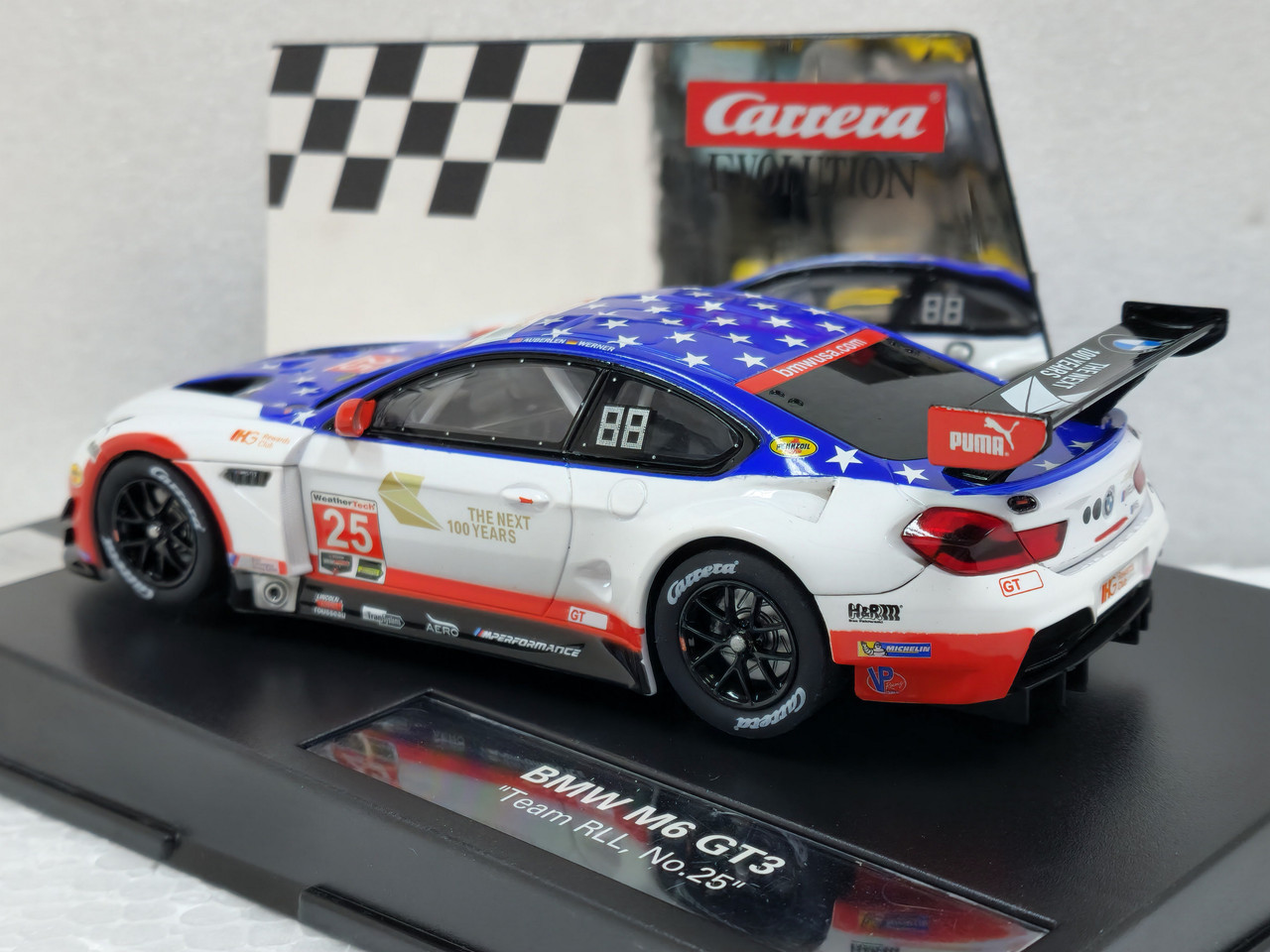 27559 Carrera Evolution BMW M6 GT3 Team RLL, #25 1:32 Slot Car