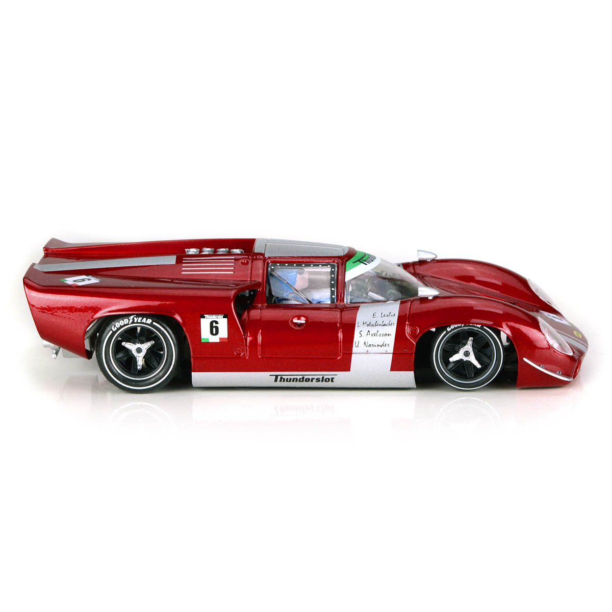 Thunderslot Lola T70 #2 Can-Am 1968 – Échelle Slot Racing, Pilote D. Serrurier, Modèle Neuf