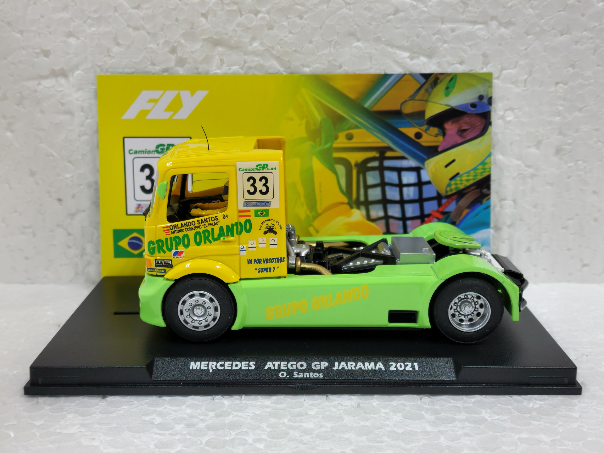 Camion MAN 38 Atego G.P. Jarama 2021 – Voiture à Fente 1/32 Neuve, Aimant Néodyme, Marque Fly