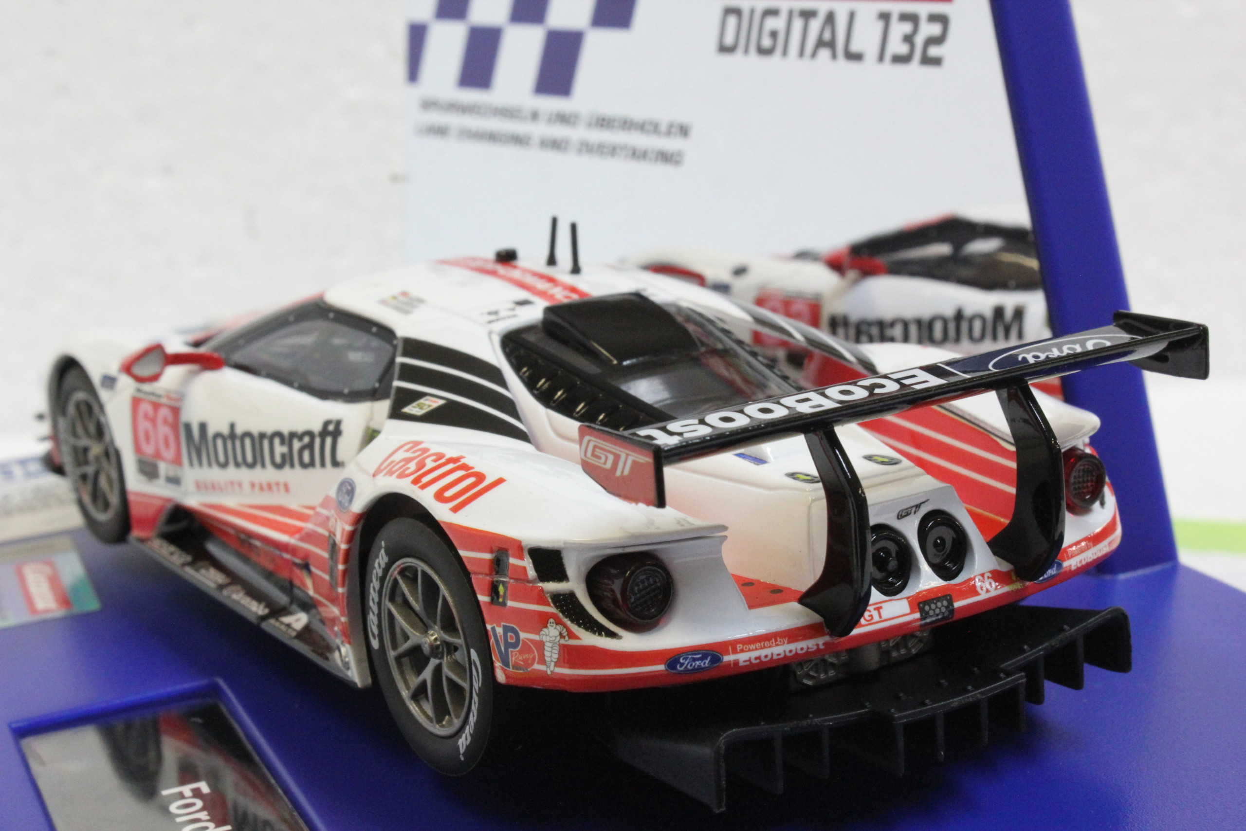 30913 Carrera Digital 132 Ford GT Race Car, #66 1:32 Slot