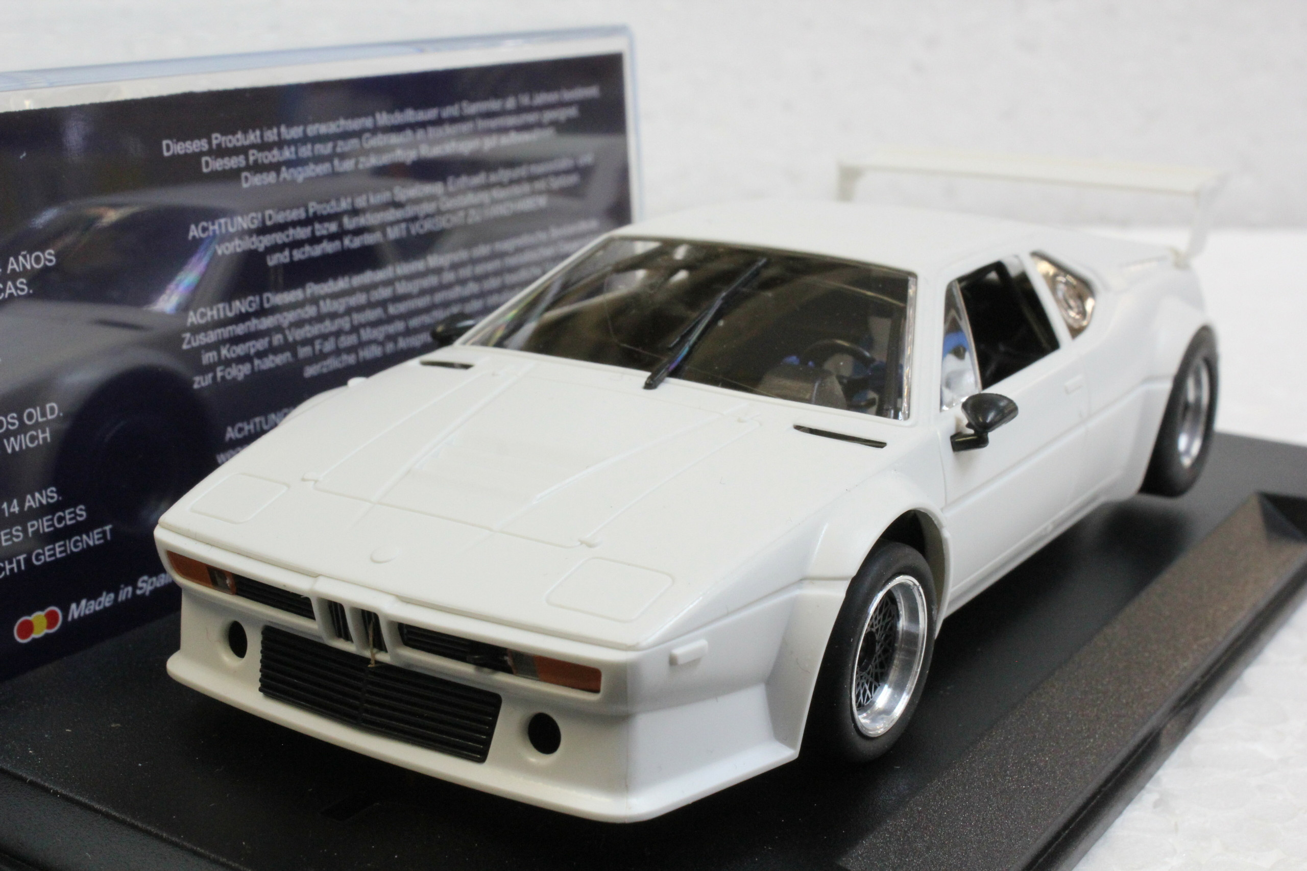 E2028 Fly BMW M1 Special Edition Studioled 1:32 Slot Car