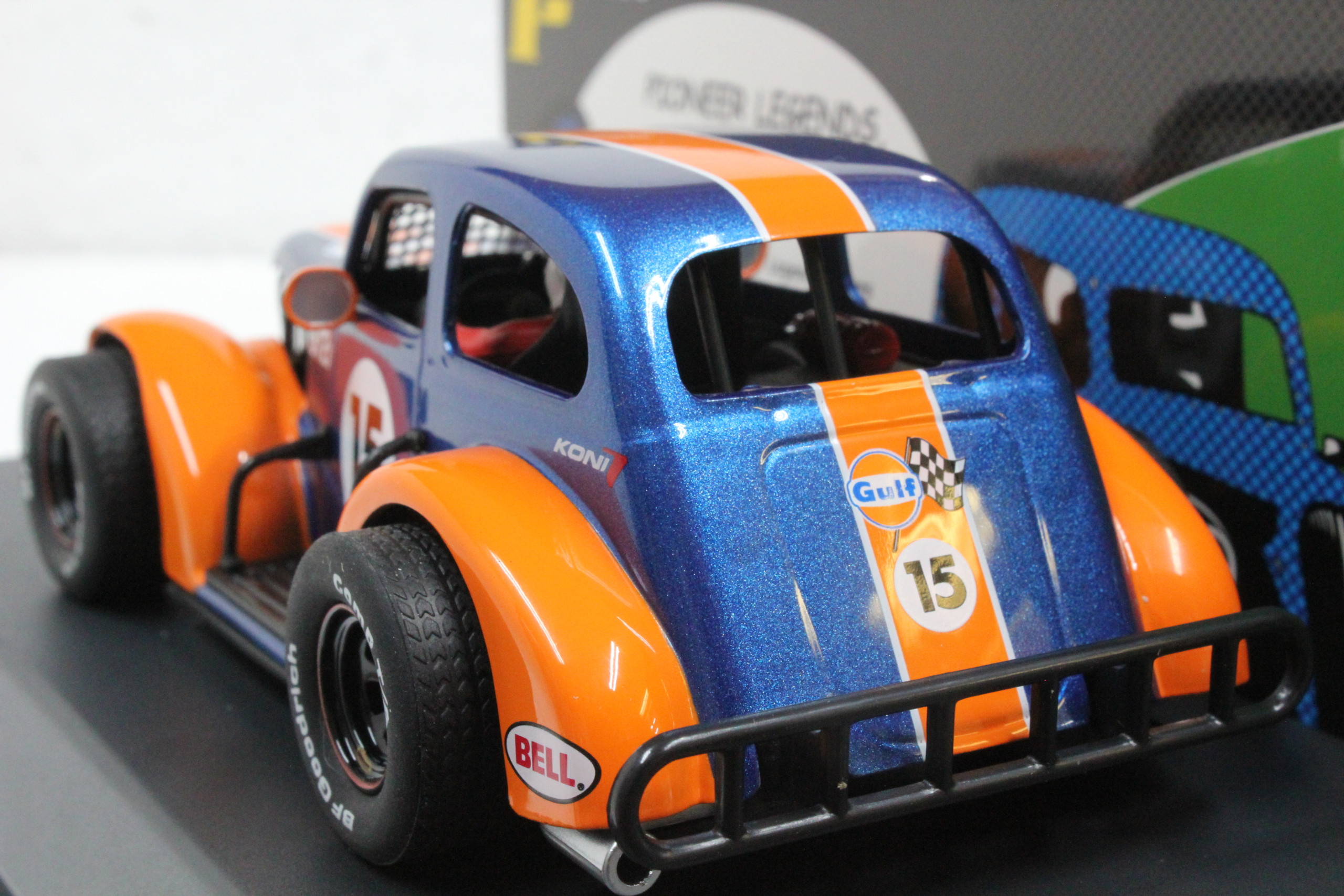 P076 Pioneer Legends Racer '37 Chevy Sedan Gulf, 15 130 Slot Car