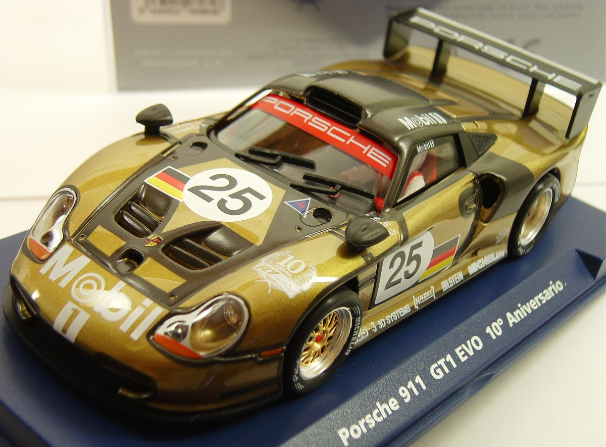 FLY 88222 A-521 Porsche 911 GT1 EVO #6 Grand Am '03 Jeannette-Petty