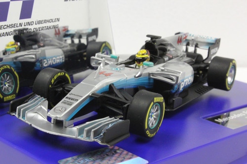 27574 Carrera Evolution Mercedes F1 W08 EQ Power L. Hamilton, #44