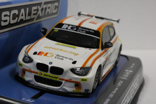 C3784 Scalextric BTCC BMW 125 - Andy Priaulx 2015, #111 1:32 Slot Car