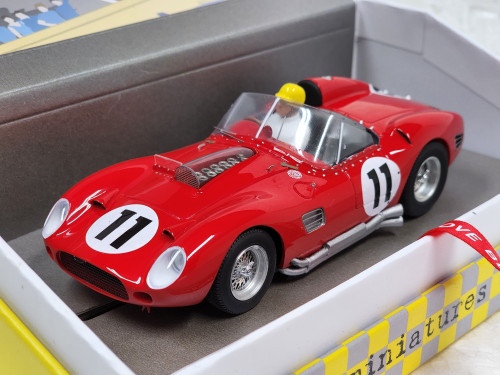 132091/11M Le Mans Miniatures Ferrari TR60 Le Mans 1960, #11 1:32 Slot Car