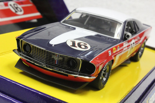 C2402A Scalextric Ford Boss 302 Mustang 1969, #16 1:32 Slot Car