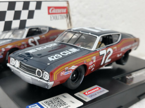 27727 Carrera Evolution Ford Torino Talladega 1970, #72 1:32 Slot Car