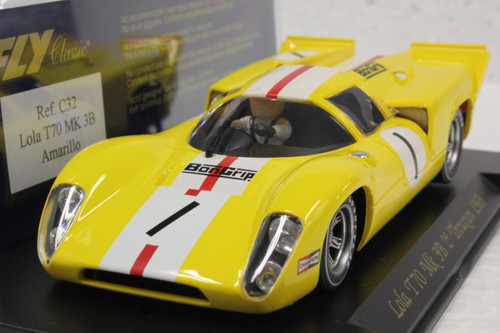 C37 Fly Lola T70 Mk3B 12H Sebring 1969 1:32 Slot Car - Great