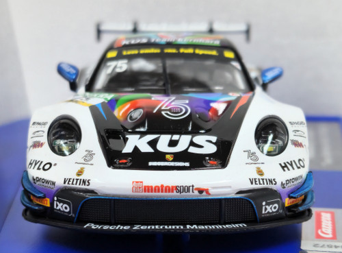 Carrera Digital 132 – Porsche 911 GT3 R Team Bernhard N°75 – Échelle 1/32 – Feux Fonctionnels – Dès 8 Ans