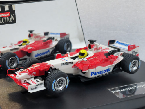 20025763 Carrera Evolution Toyota TF105 2005, #17 1:32 Slot Car