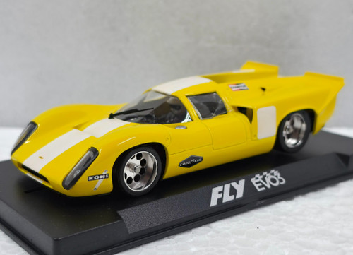 R2007R2 Fly Lola T70 MkIII EVO3 Yellow with Scaleauto Parts 1:32 Slot Car