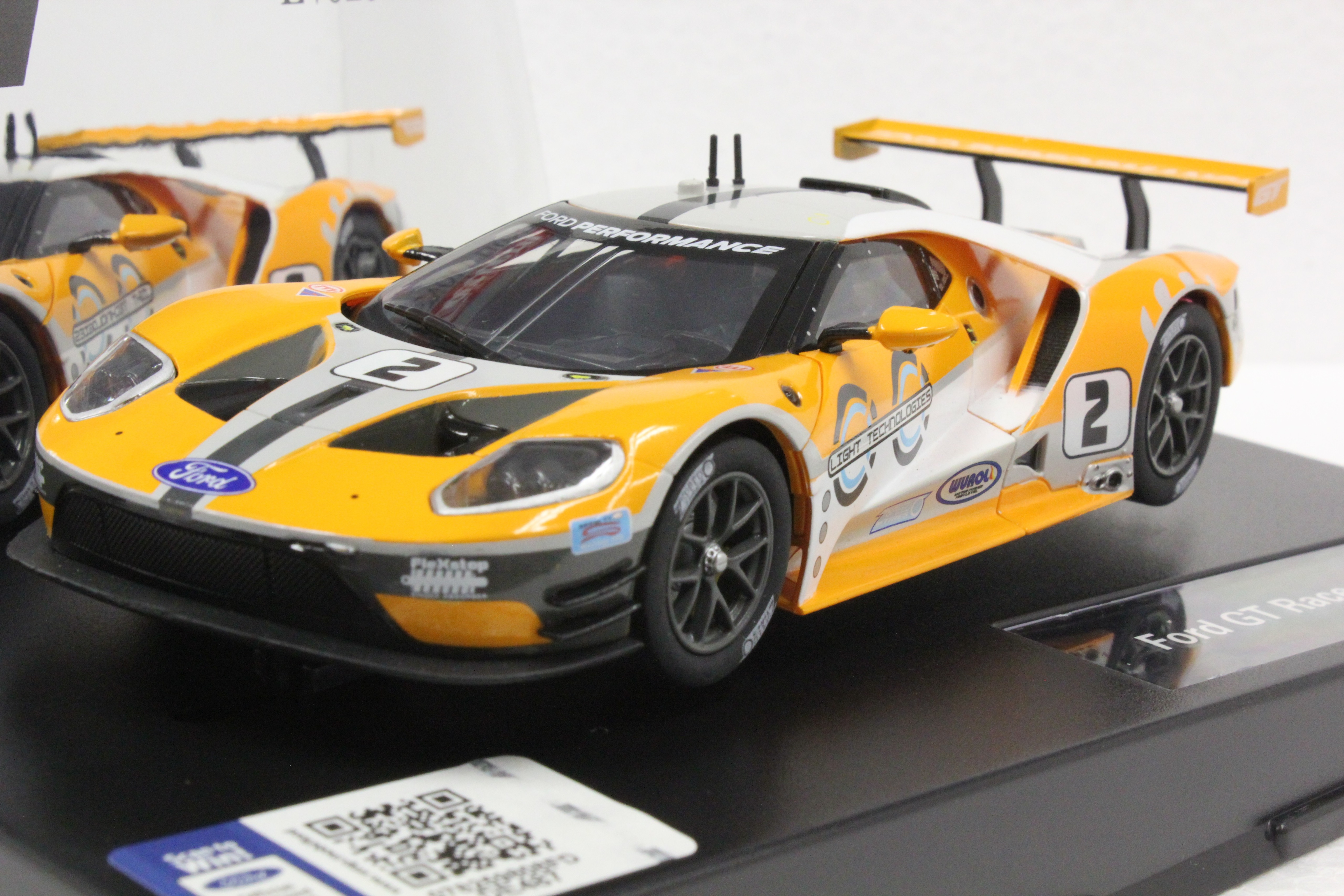 27547 Carrera Evolution Ford GT Race Car #2 1:32 Slot Car - Great Traditions