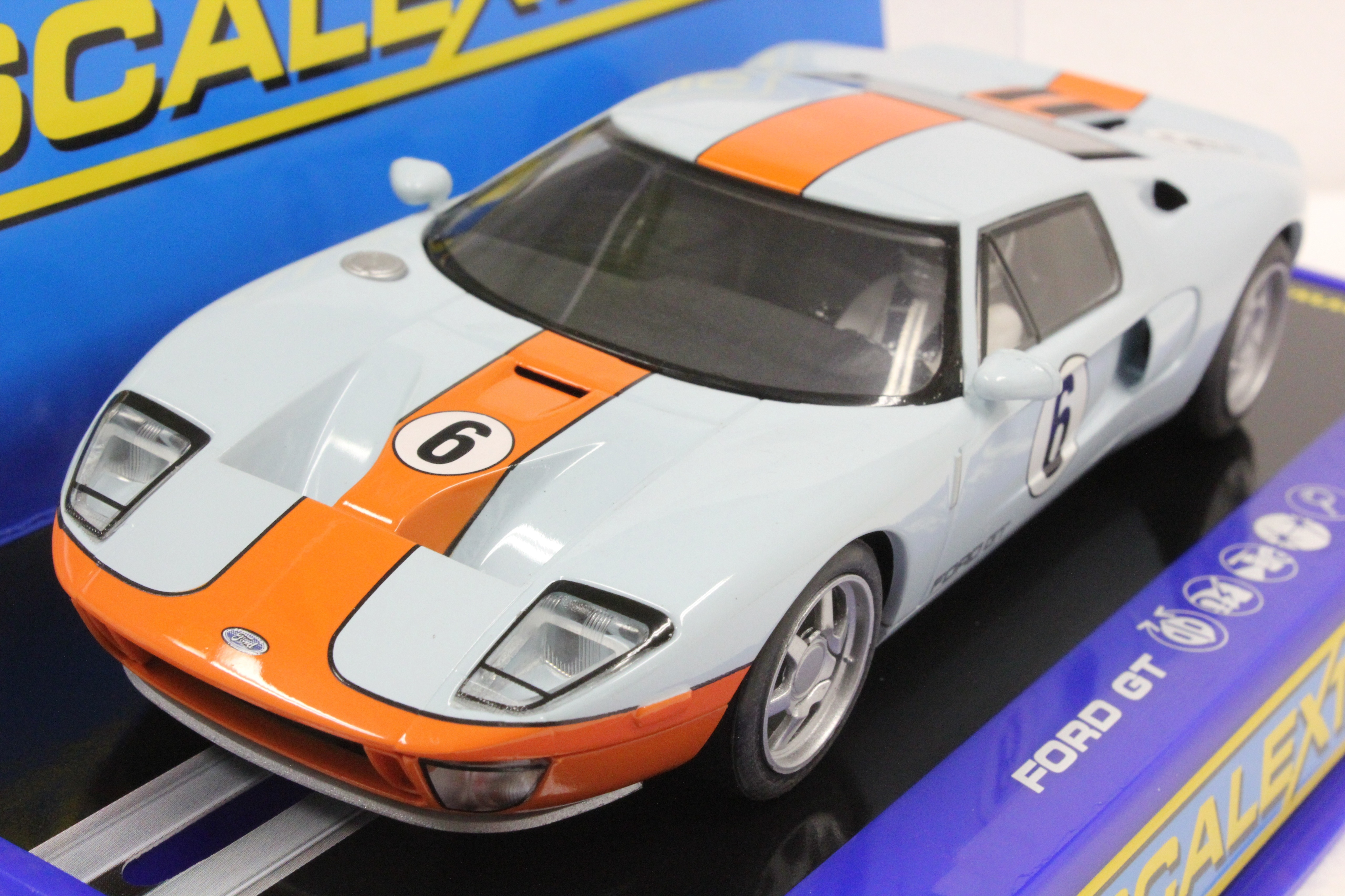 C3324 Scalextric Ford GT Gulf Heritage, #6 USA Limited Edition 1