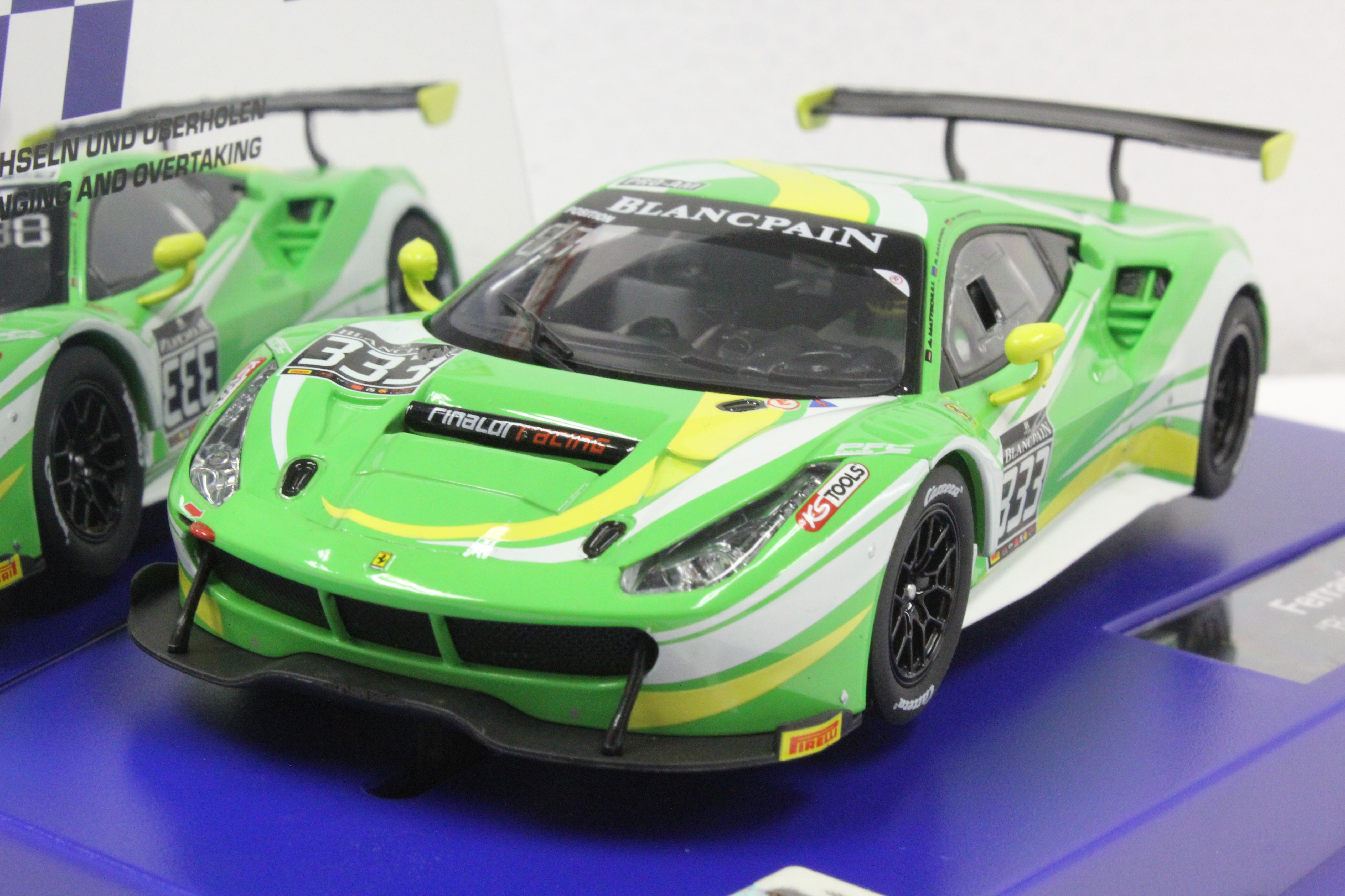 ミニカー Carrera Ferrari 488 GT3 Rinaldi Racing Carrera Slots - Carrera Slot Cars - Racing Tracks and Sets