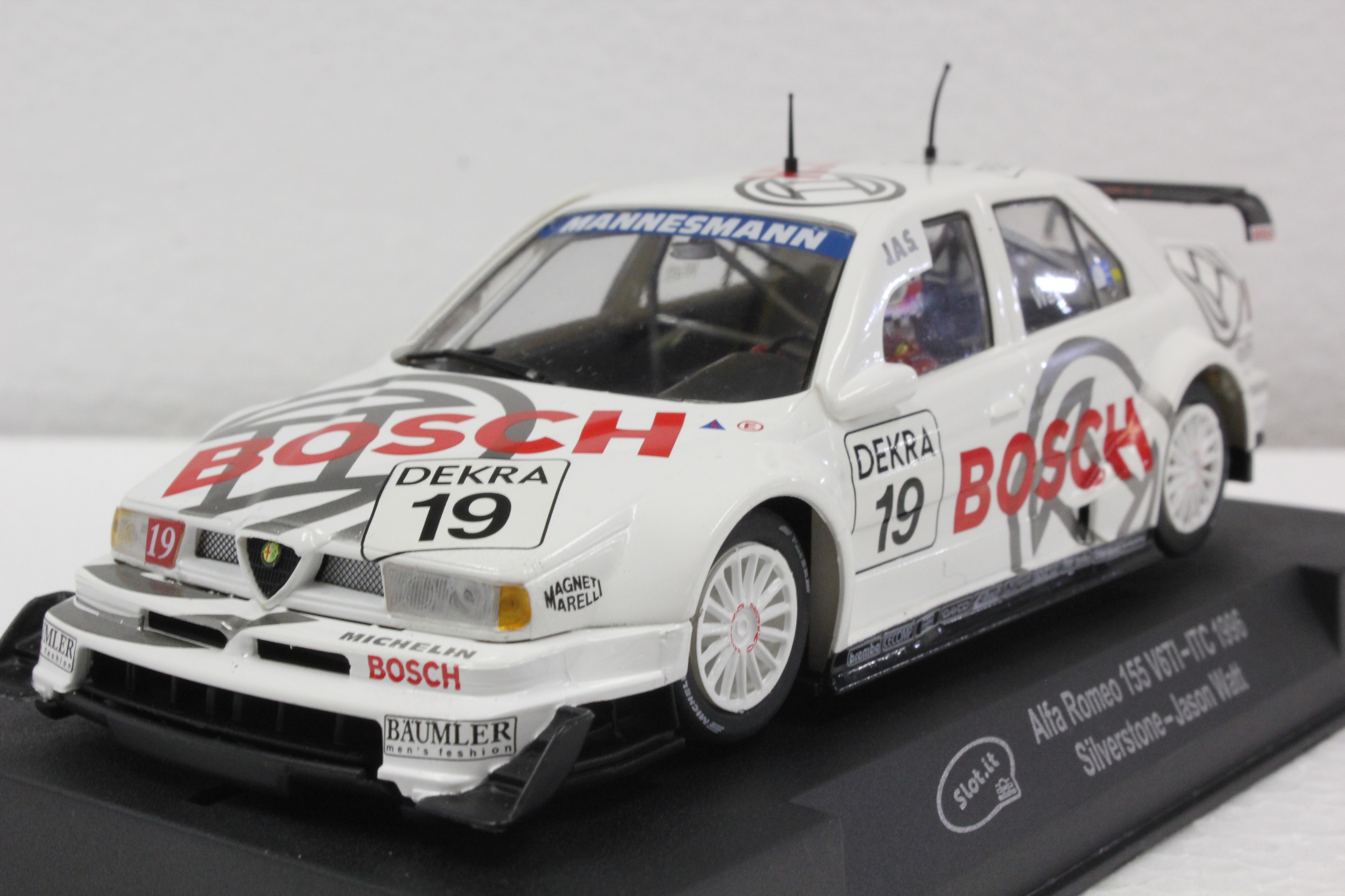 SICA45A Slot.it Alfa Romeo 155 V6 TI Bosch Silverstone 1996, #19 1:32 Slot  Car