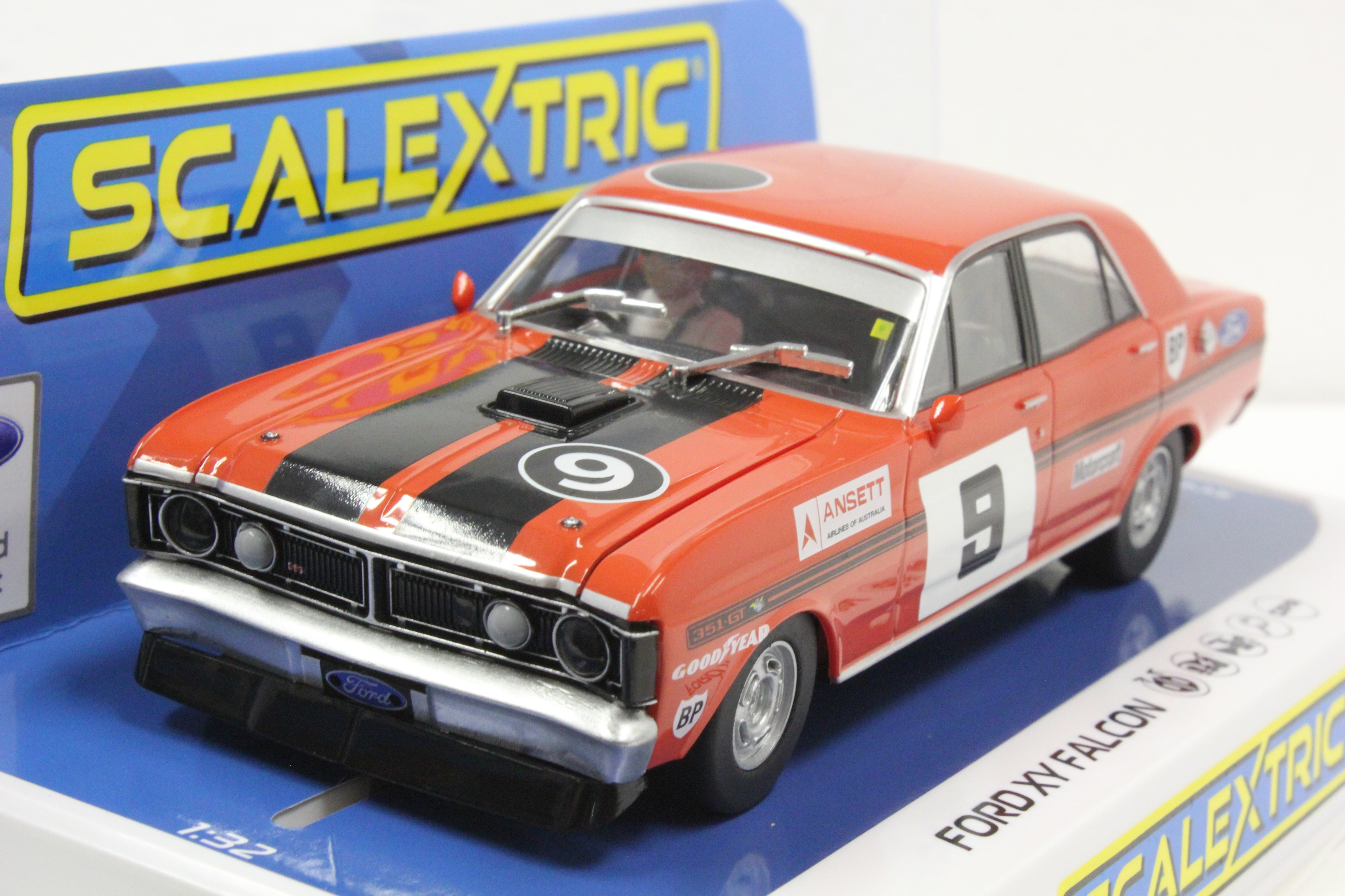 ミニカー 122 SCALEXTRIC FORD XY FALCON 1/32 C4028 Scalextric Ford XY Falcon, ATCC 1973 Winner #9 1:32 Slot Car