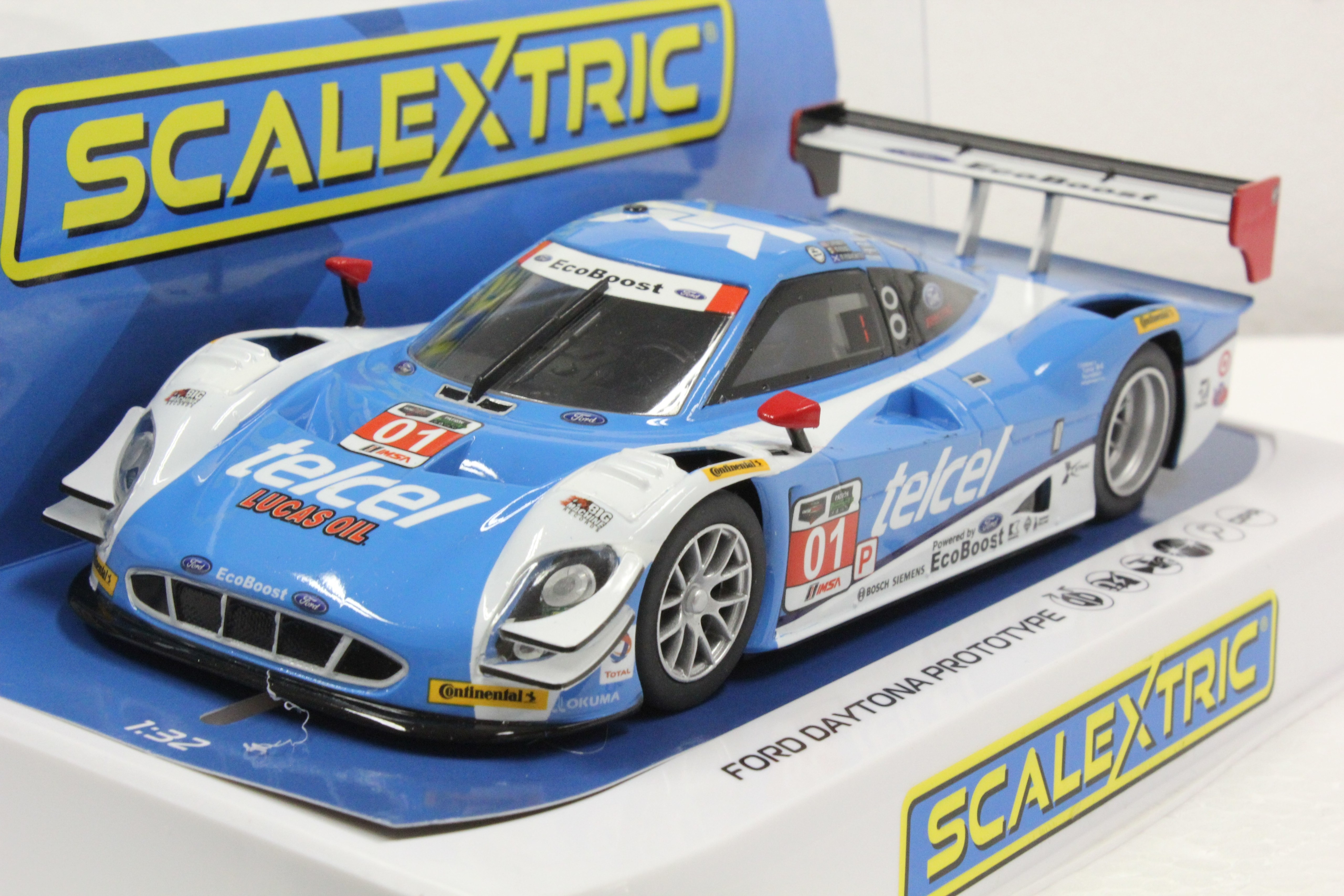 C3948 Scalextric Ford Daytona Prototype 2014 12h of Sebring, #01 1