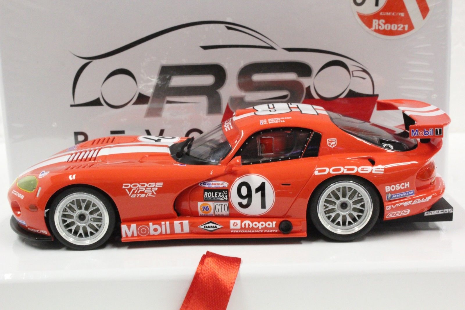 RS0021 RevoSlot Dodge Viper GTS-R Team Oreca - Mobil 1 #91 1:32