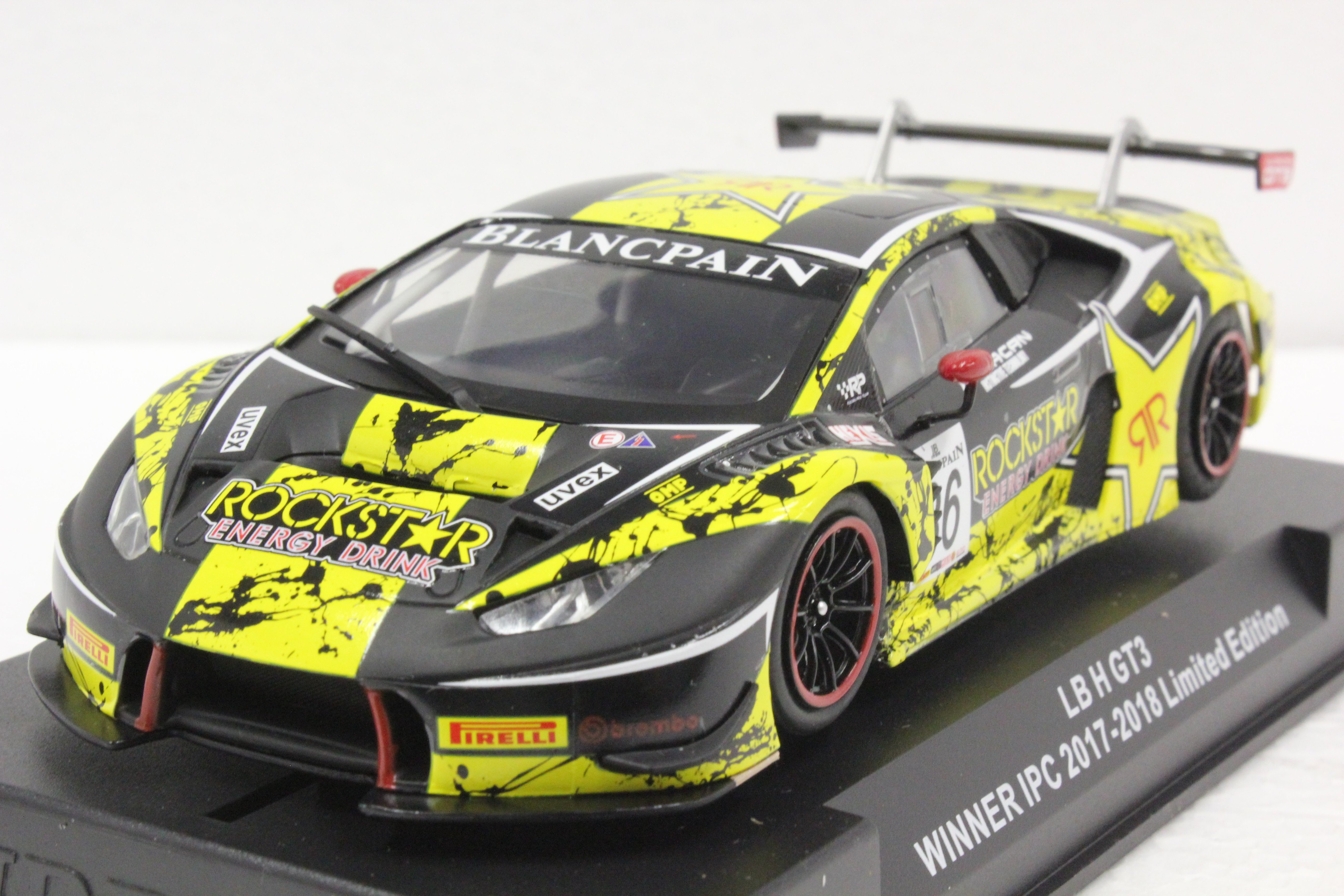 ミニカー Black Arrow GT3 Italia 1/32 Lamborghini Black Arrow GT3 Italia 1/32 Lamborghini - メルカリ