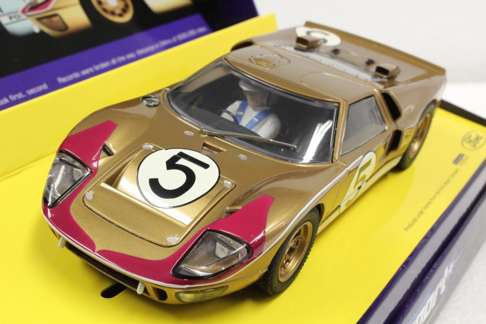 C2465A Scalextric Sport Ford GT MKII Le Mans 1966 Gold, #5 1:32