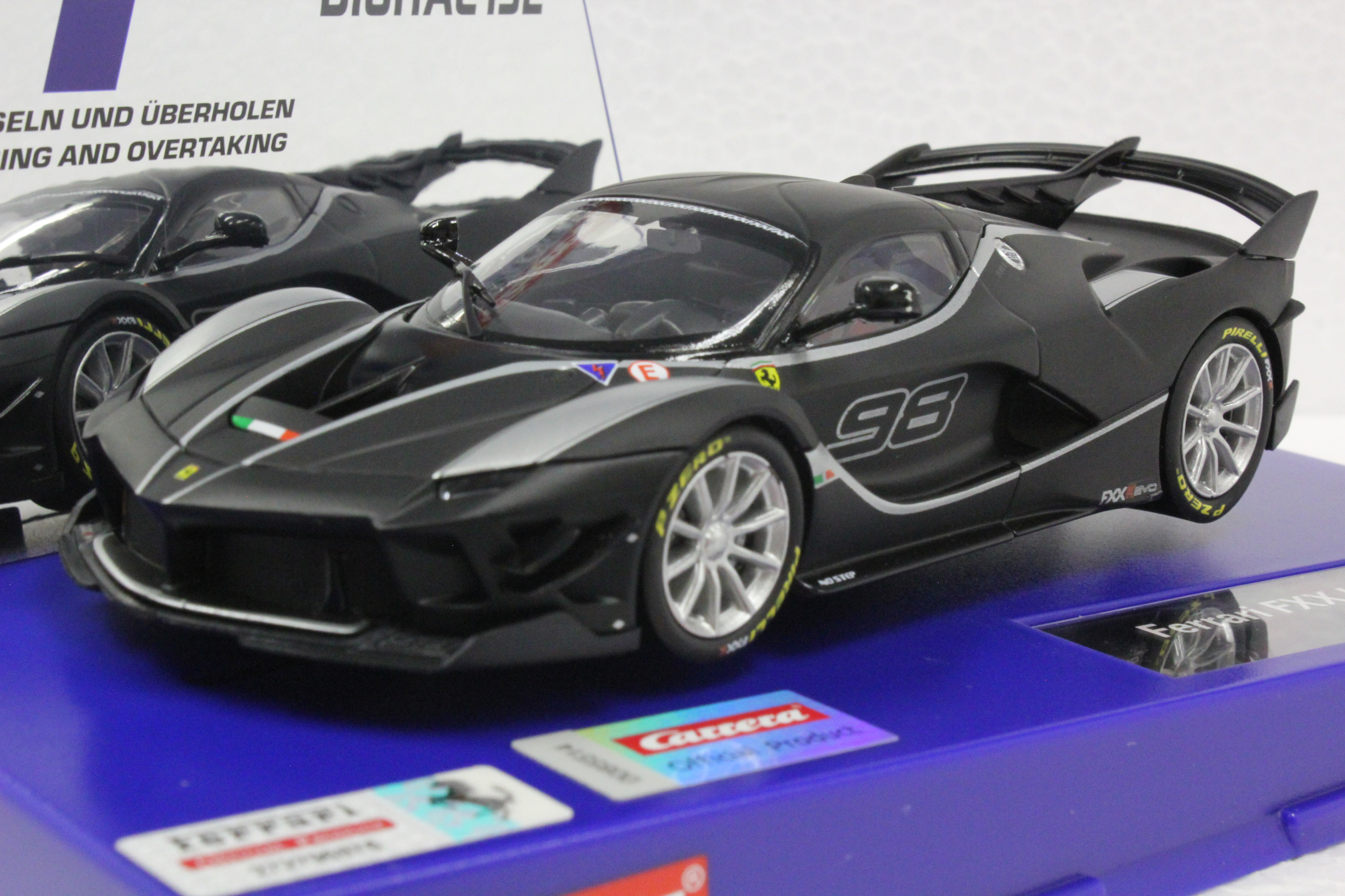カレラデジタル132フェラーリ Fxx K Evoluzione No27ブルー カレラデジタル132フェラーリ Fxx K Evoluzione No27ブルー